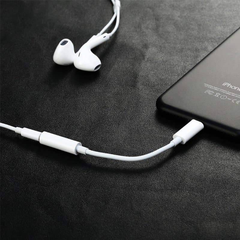 Lightning to 3.5mm Jack Adapter(Support latest iOS) - Mainz Empire Pte Ltd